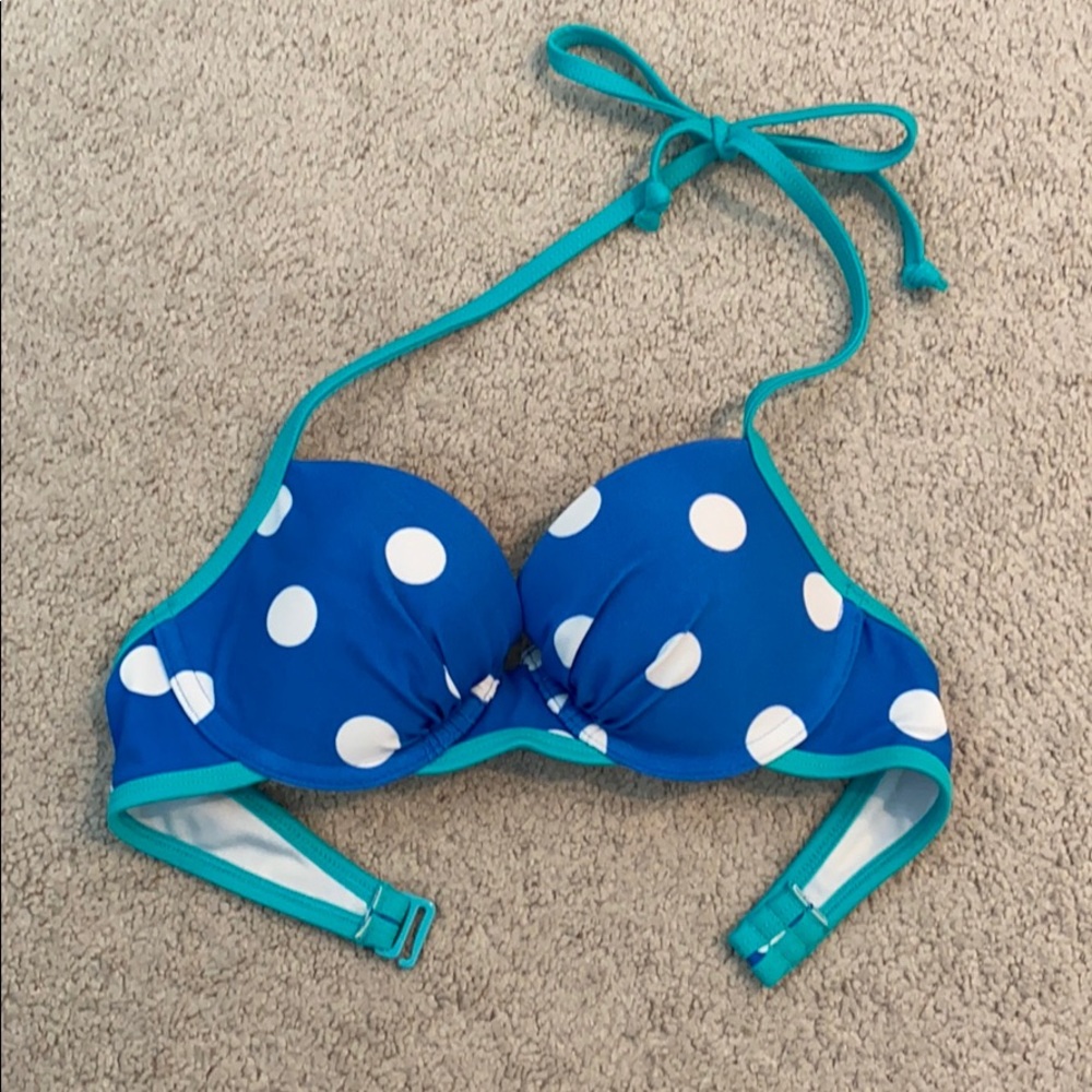 Women’s bathing suit top